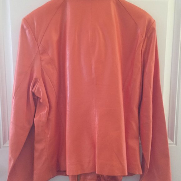 Rivet Genuine Leather Jacket/Orange/Zip Closure/Pockets/XL/NEW/NEVER WORN! - Picture 2 of 4